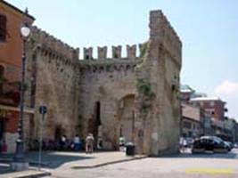  / FANO    (IX--XIV ) / Fortress gates (9th  15th cent.)