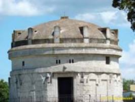  / RAVENNA   (VI ) / Theoderics mausoleum (6th cent.)