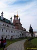  .    (2- . XVI ),     ( XVII ) / Novodevichy cloister. Smolensk Odigitria cathedral (mid. 16th c.), other buildings (end 17th cent.)