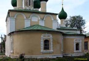  / UGLICH   .    (1628),    (1681) / Alexeevsky cloister. Uspenskaya (Divnaya) church (1628), Ioanna Predtechi church (1681)