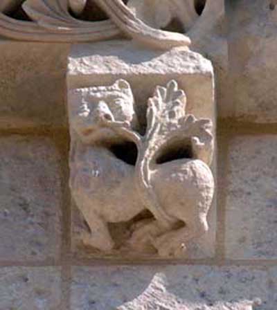 A fragment of decoration of the Church of St. Peter in Fontaine d Osijek (Fontaines d Ozillac), the Department of Charente Maritime (Charente-Maritime), France.