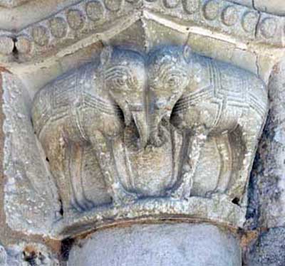 A fragment of decoration of the Church of the assumption of the virgin Mary in Surgery (Surgères), the Department of Charente Maritime (Charente-Maritime), France.