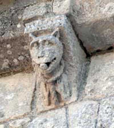 A fragment of decoration of the Church of Saint-Etienne in Vaux-sur-Mer (Vaux-sur-Mer), the Department of Charente Maritime (Charente-Maritime), France.