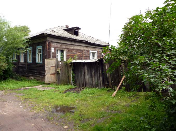 At the same time those buildings that were in bad condition, began to look even worse.