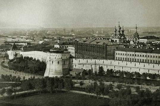 Wall Of China-Town. Photo 1900.