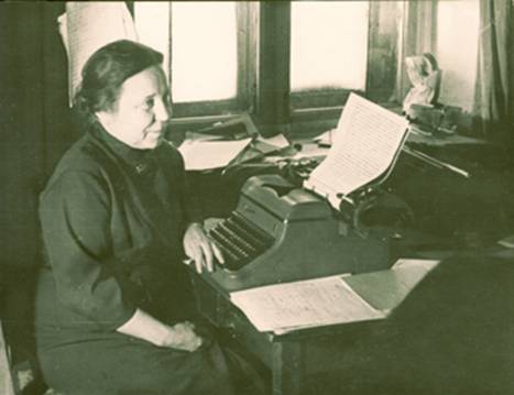 typist, peremejatayasa Kolyma tales" - Elena.