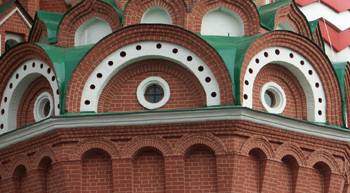 Entry into Jerusalem chapel of the Cathedral of the Intercession on the Moat. The Windows in the headdresses.