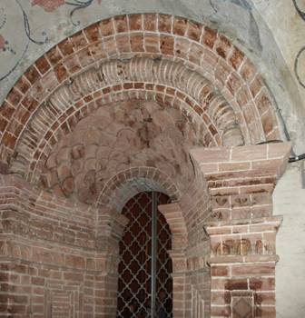 Southern portal of the Central pillars of the Cathedral of the Intercession on the Moat.