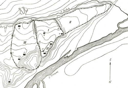 Fig. 1. The plan of Vladimir XII-XIII century (by N.N. Voronin).
The numbers on the plan identifies: I - the town of Monomakh (Picerni city); II - Vecanoi city; III - the New city; IV - the citadel; 1 - Church of the Saviour; 2 - the Church of St. George; 3 - the assumption Cathedral; 4 - the Golden gate; 5 - Originy gate; 6 - gates of Brass; 7 - Silver gate; 8 - Volga gate; 9 - Demetrius Cathedral; 10 - ascension monastery; 11 - Ro%D